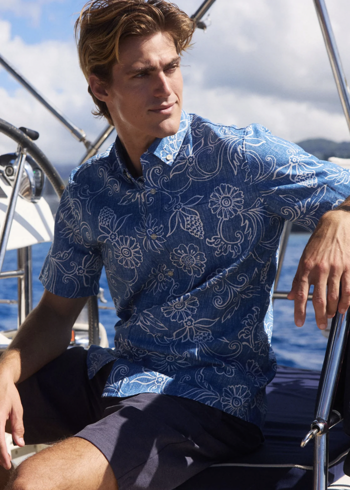 Hawaiian Gardenias in Horizon Blue
