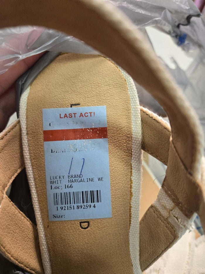 Very Good 11 Lucky Brand Shoes