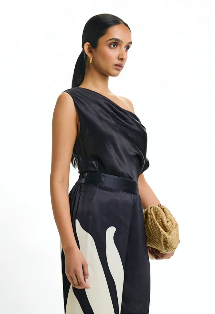 Alba Top in Solid Noir