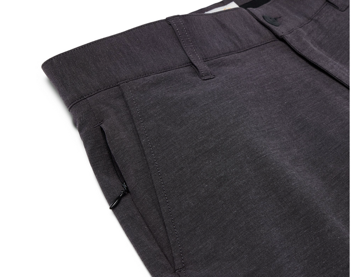 Aloha 'Aina Shorts - Black