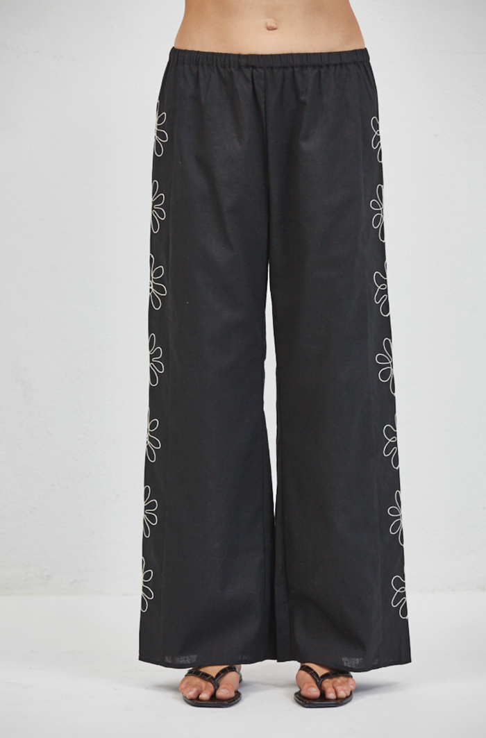 Ardennes Pants in Black