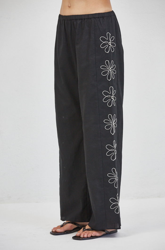 Ardennes Pants in Black