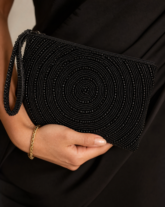 Circle Pattern Beaded Purse - Close-Up