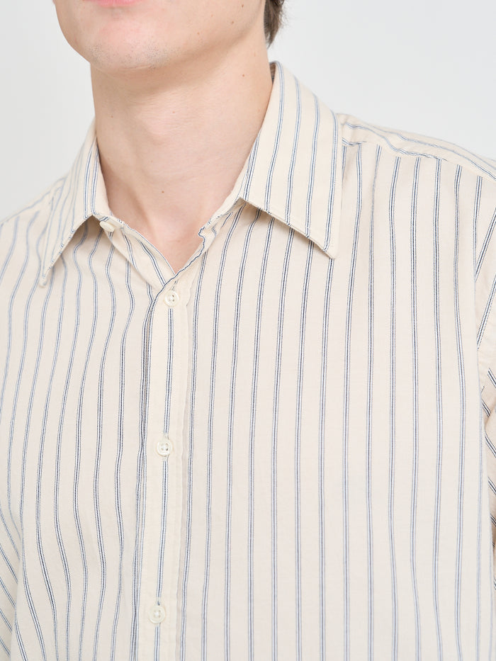 Detailed collar shot of Model wearing Oliver Spencer Men's Cream Stripe Organic Cotton Shirt