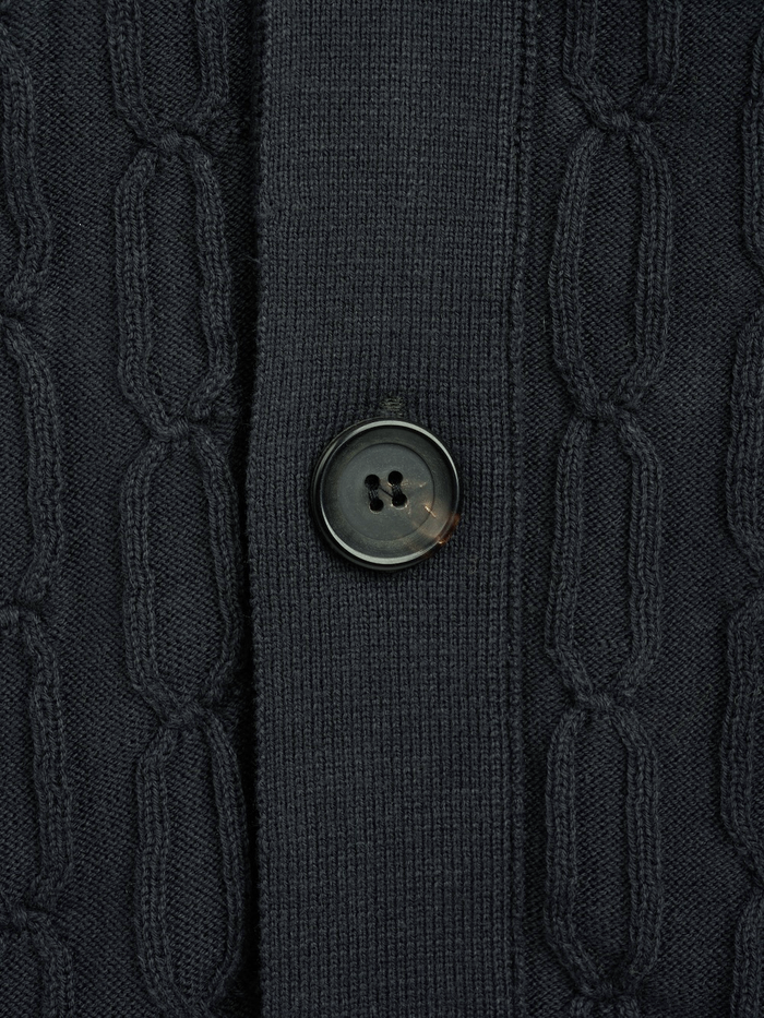 Dewsbury V Neck Penrose Black