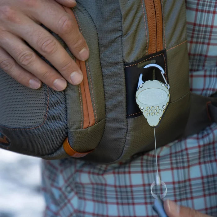 Fishpond Arrowhead Retractor Moss Attached to Bag