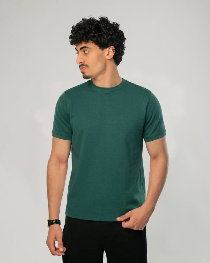 M / Dark green