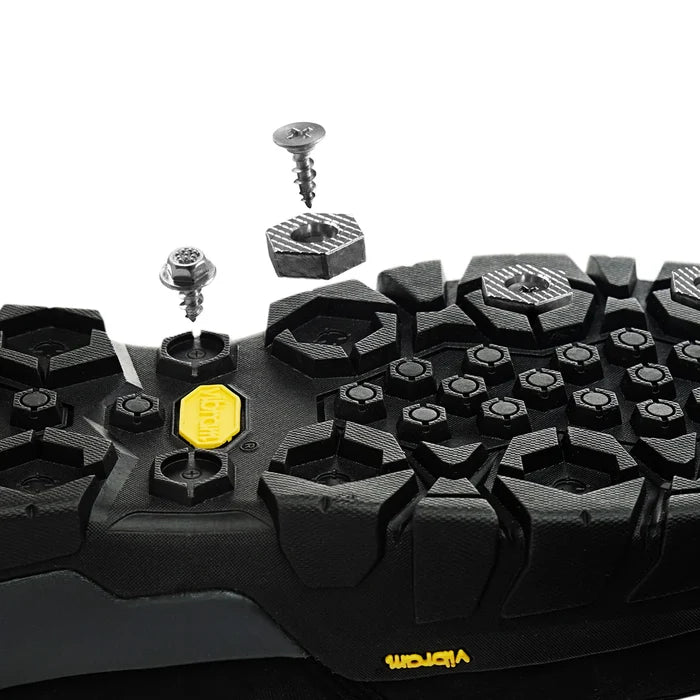 Grundens Alloy Hexagrip Cleat and Stud  Installation