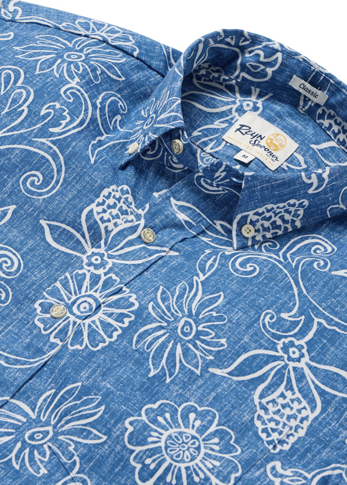 Hawaiian Gardenias in Horizon Blue - Close-Up