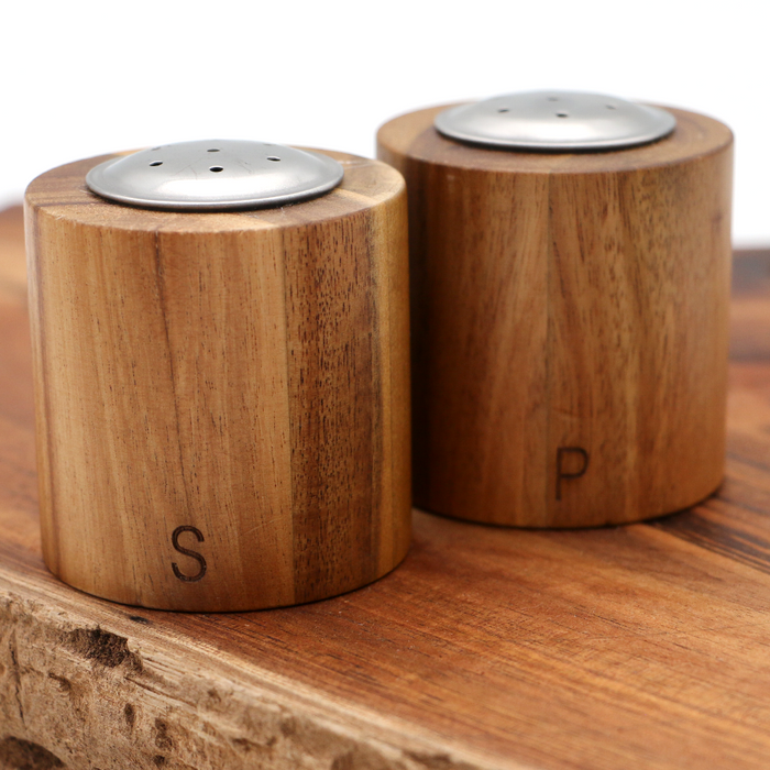 Hawaiian Koa Wood Salt & Pepper Shaker - Close-Up