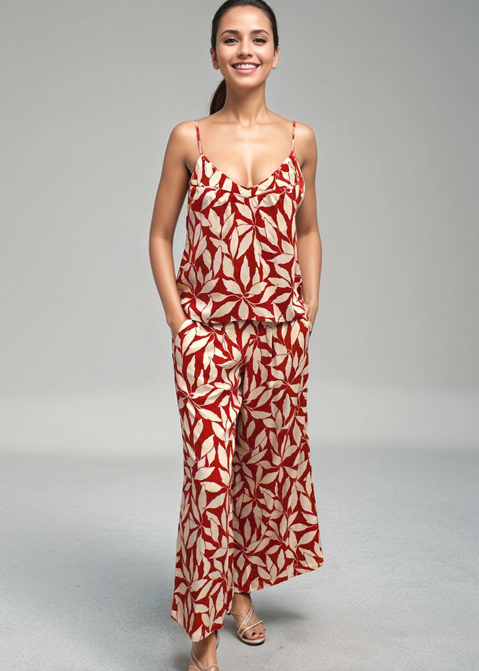 Johanna Pant in Laleen Red