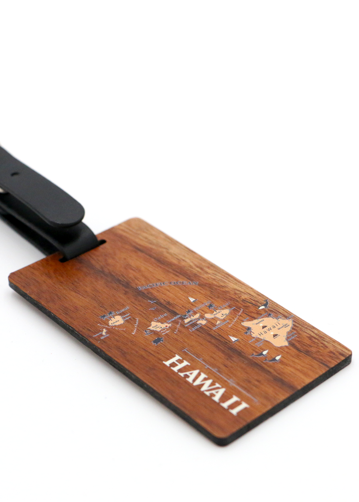 Koa Wood Luggage Tag - Hawaiian Islands Map - Close-Up