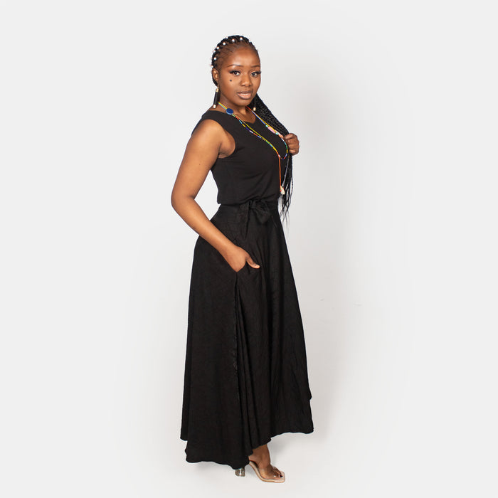 Ladies' Contour Skirt - Black