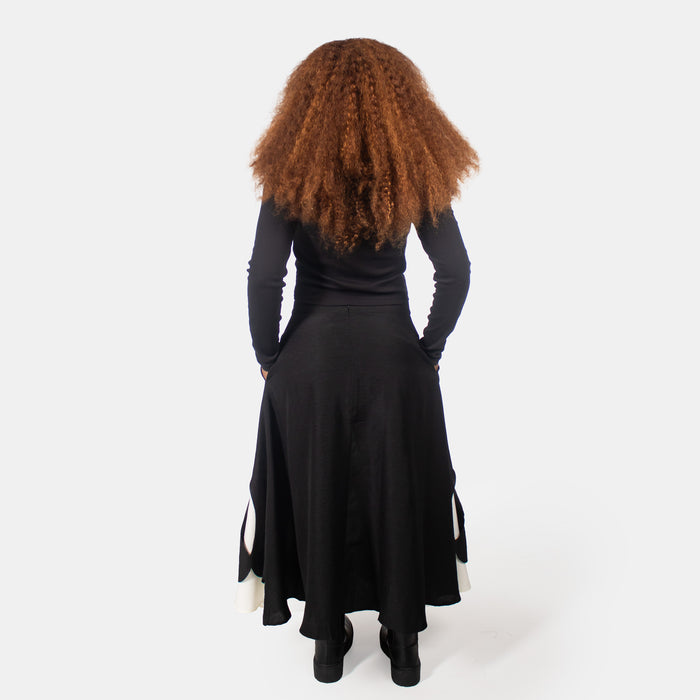 Ladies' Violet Skirt - Black