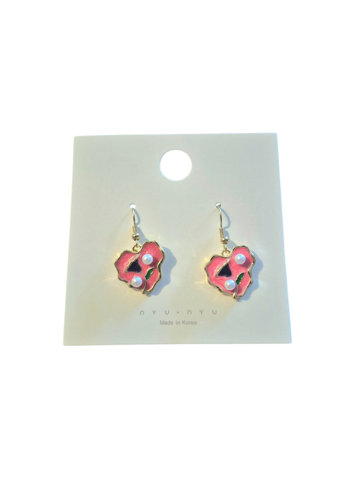 Pearl heart frame earrings