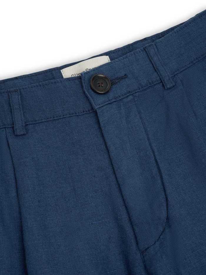 Pleated Shorts Coney Navy