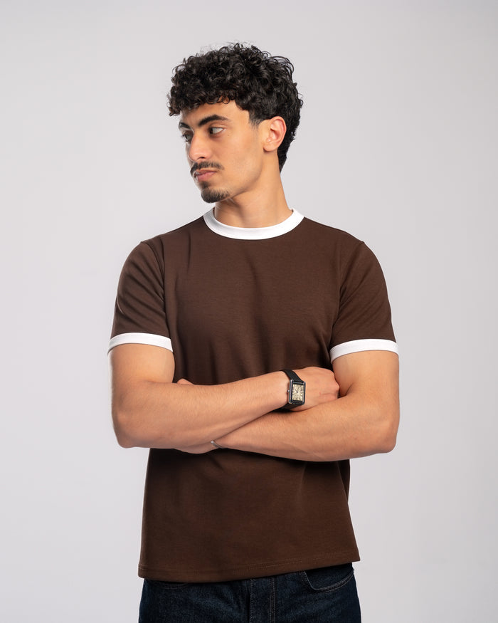 M / Brown-white