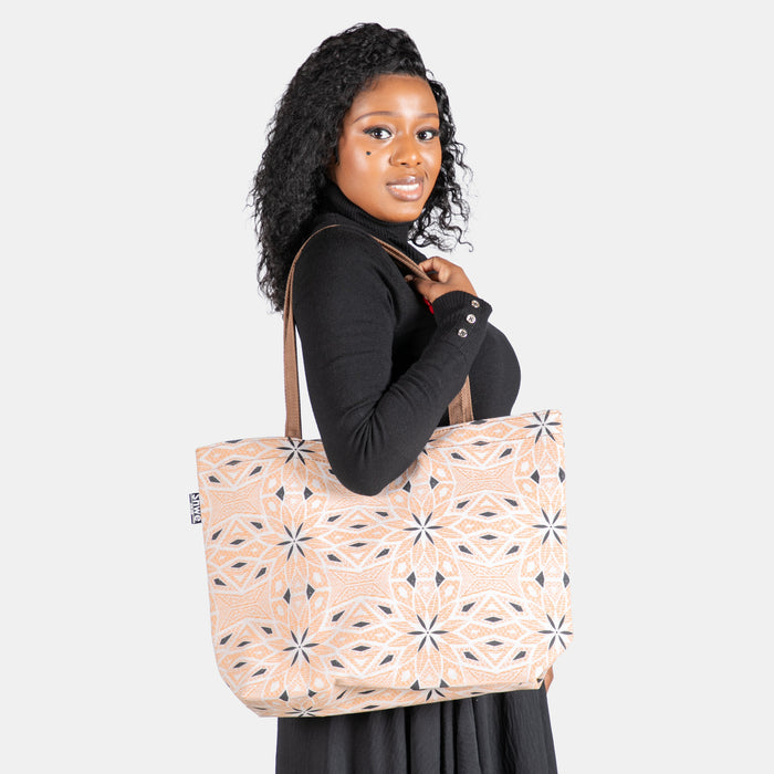 Shwe Shoulder Bag - Cream