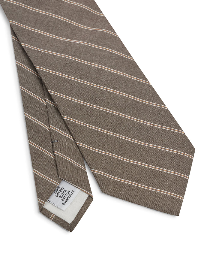 Tie Corbet Brown