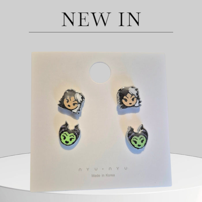 Villains stud earrings